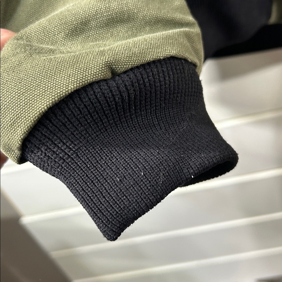 Khaki green Carhartt jacket - Picture 6 of 7